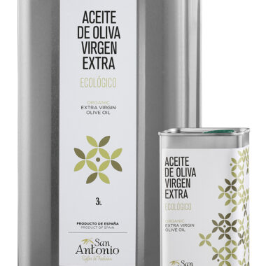 Aceite de oliva virgen extra ecológico en envases grandes y pequeños, ideal para cocina saludable y natural, producto de España, de alta calidad y sabor auténtico de Aceite San Antonio.